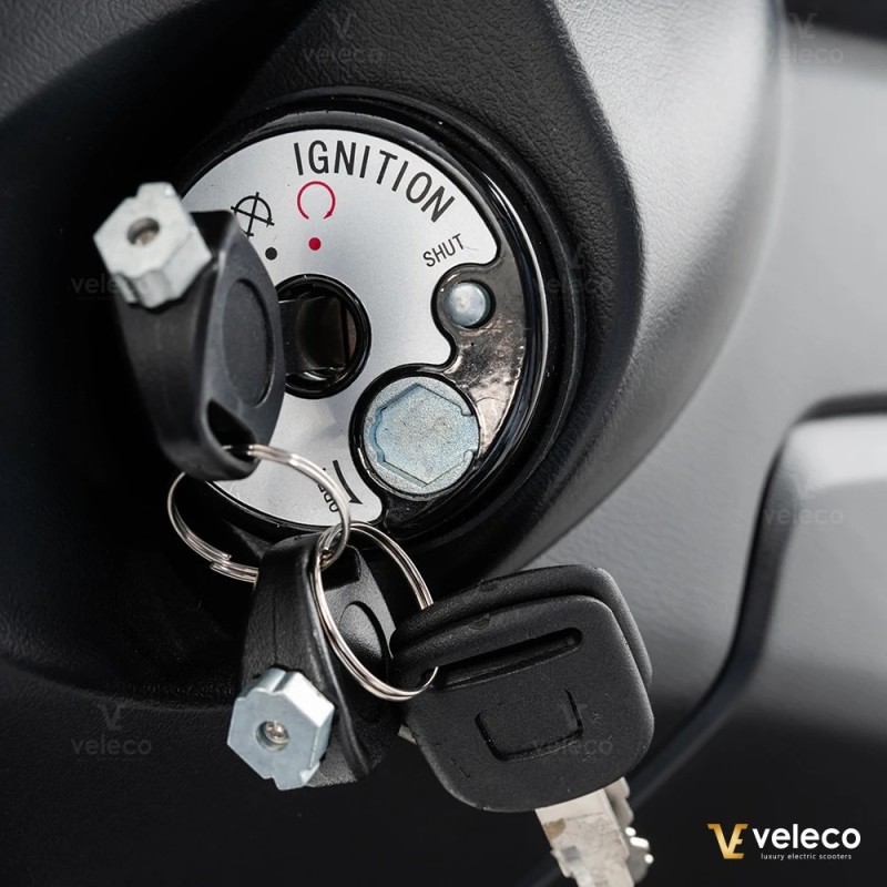 Veleco CRISTAL: trike mobility scooter with full LED lights