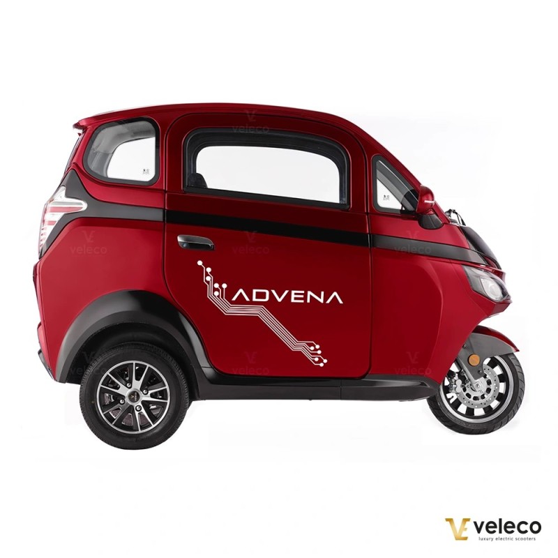 Veleco ADVENA: 2-seater enclosed moped that looks like a car