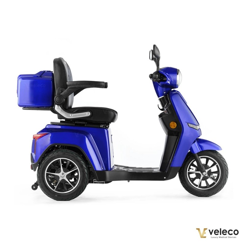 Veleco TURRIS: mobility scooter with acceleration button