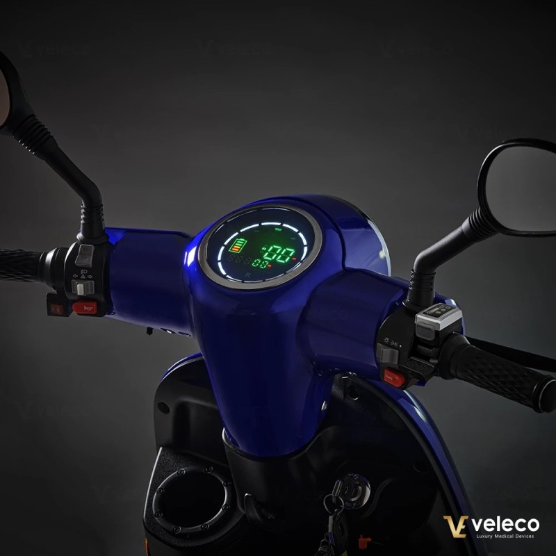 Veleco TURRIS: mobility scooter with acceleration button